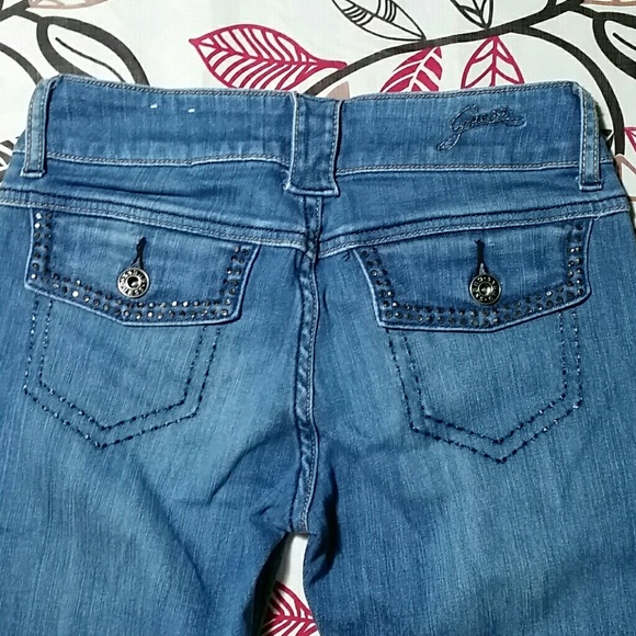 jeans with embellished back pockets